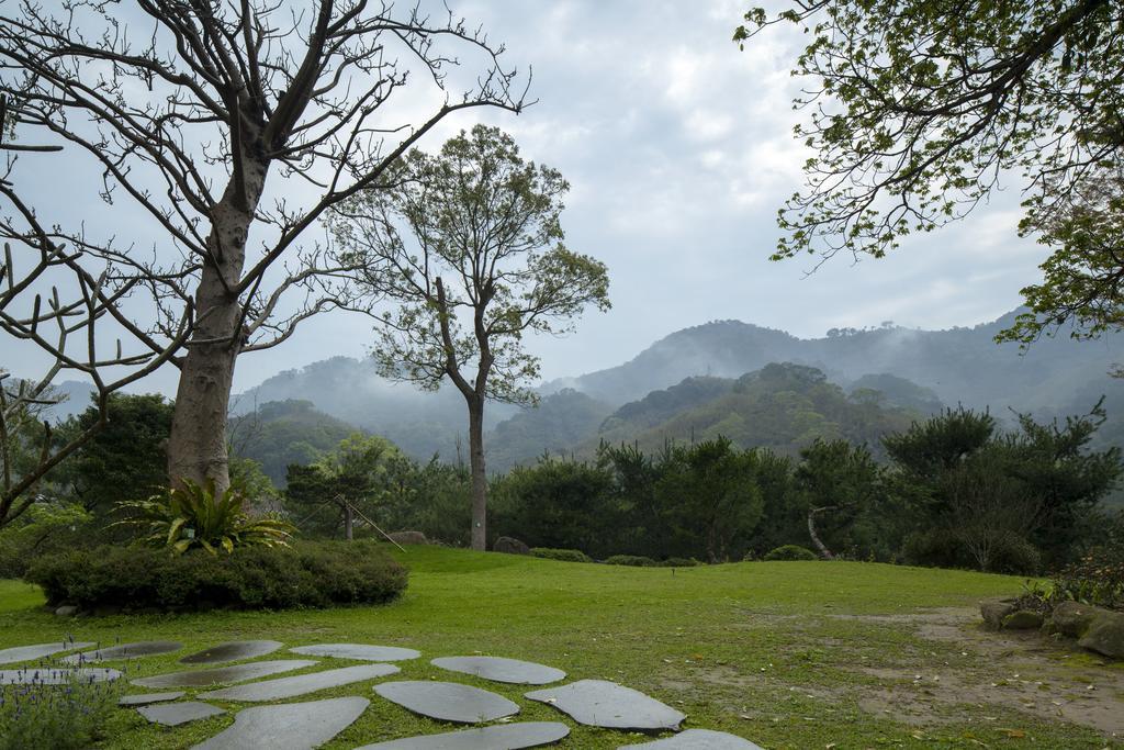 Around The Tree Manor Apartment Shitan Luaran gambar